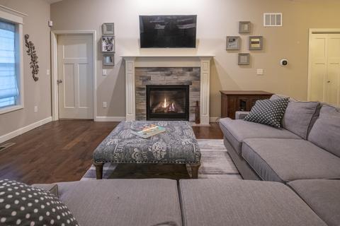 1607 Eagle Rd, Champaign, IL 61822 photo 4