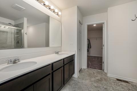 101 Schmidt Ct, Plano, IL 60545 photo 24