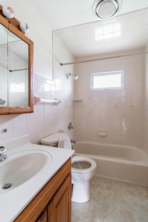 504 E Broadway St, Newark, IL 60541 photo 14