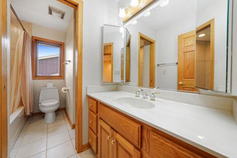 262 N Haddon Pl, Addison, IL 60101 photo 31
