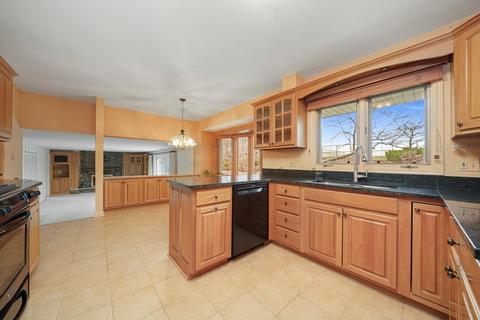262 N Haddon Pl, Addison, IL 60101 photo 7