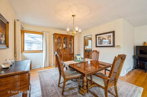 1329 Brook Ln, Glenview, IL 60025 photo 4