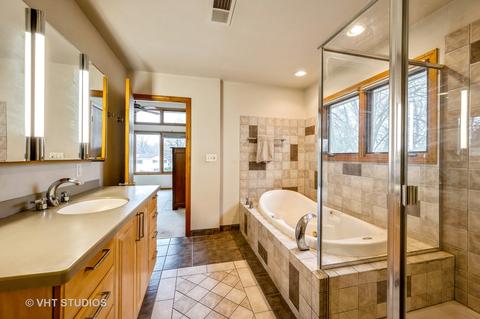 1329 Brook Ln, Glenview, IL 60025 photo 11