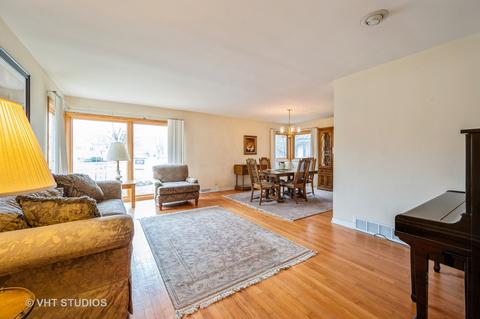 1329 Brook Ln, Glenview, IL 60025 photo 3