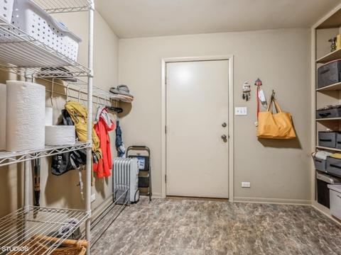 1040 Longmeadow Dr, Glenview, IL 60025 photo 16