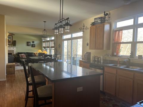 563 Rivers Edge Dr, Minooka, IL 60447 photo 8