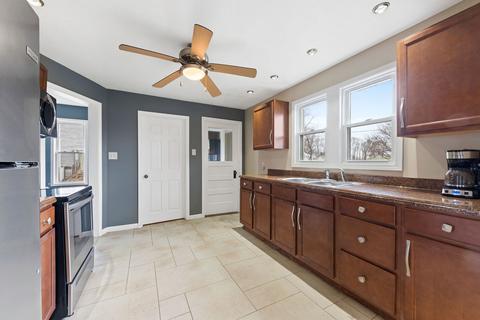 203 E Lincoln St, Reddick, IL 60961 photo 9