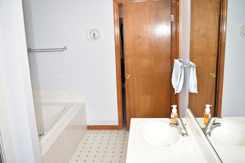 1403 Lismore Ln, Normal, IL 61761 photo 34