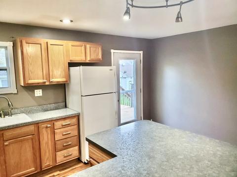 202 E Seminole St, Dwight, IL 60420 photo 3