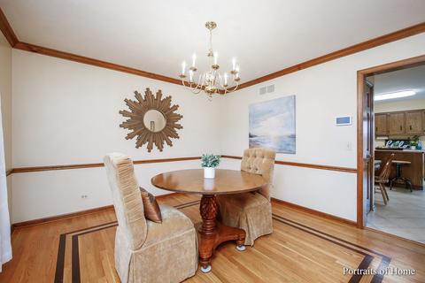 63 Christina Cir, Wheaton, IL 60189 photo 5