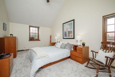 63 Christina Cir, Wheaton, IL 60189 photo 16
