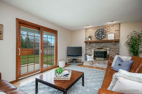 63 Christina Cir, Wheaton, IL 60189 photo 11