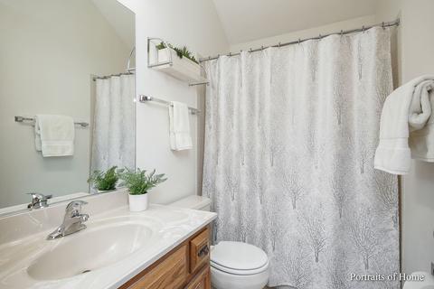 63 Christina Cir, Wheaton, IL 60189 photo 21