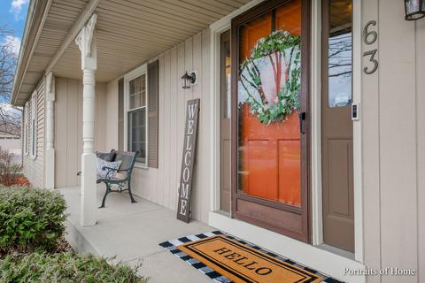 63 Christina Cir, Wheaton, IL 60189 photo 2