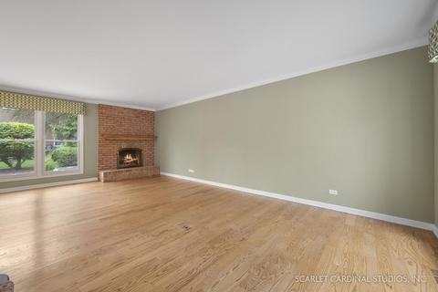 1812 Courtenay Dr, Wheaton, IL 60189 photo 3