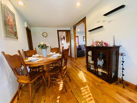 409 E James St, Dwight, IL 60420 photo 7