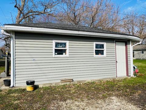 409 E James St, Dwight, IL 60420 photo 20