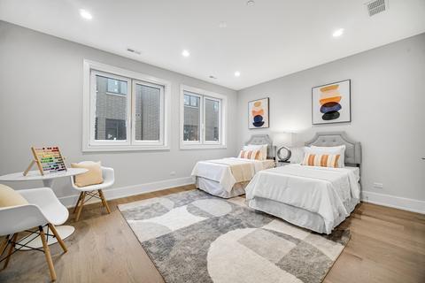 1009 E 62nd St, Chicago, IL 60637 photo 21
