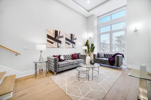 1009 E 62nd St, Chicago, IL 60637 photo 6