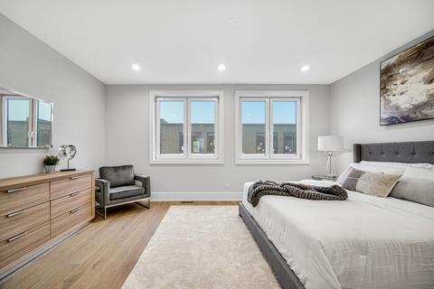1009 E 62nd St, Chicago, IL 60637 photo 16
