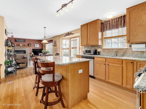 7709 Oleander Dr, Plainfield, IL 60586 photo 10
