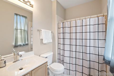 3002 Sawgrass Dr, Aurora, IL 60502 photo 13