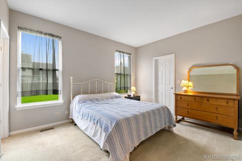 3002 Sawgrass Dr, Aurora, IL 60502 photo 11