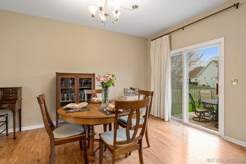 3002 Sawgrass Dr, Aurora, IL 60502 photo 7