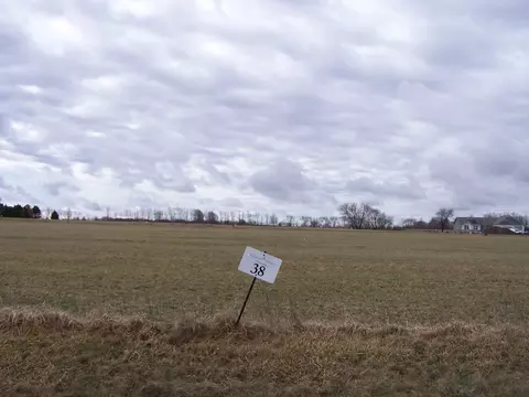 4905 Moraine Trl, Ringwood, IL 60072