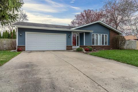 107 E Briarcliff Dr, Saint Joseph, IL 61873 photo 2