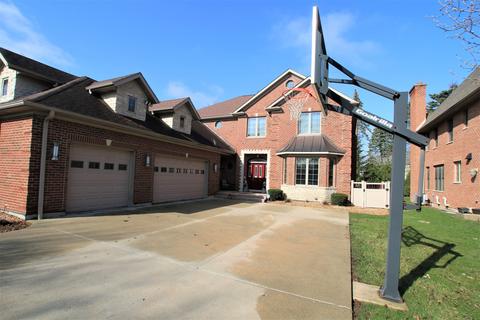436 S Walnut St, Itasca, IL 60143 photo 2
