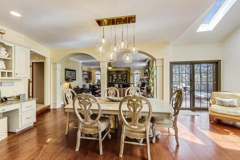 347 Willowood Ln, Willowbrook, IL 60527 photo 8