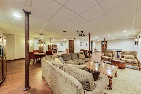 347 Willowood Ln, Willowbrook, IL 60527 photo 25