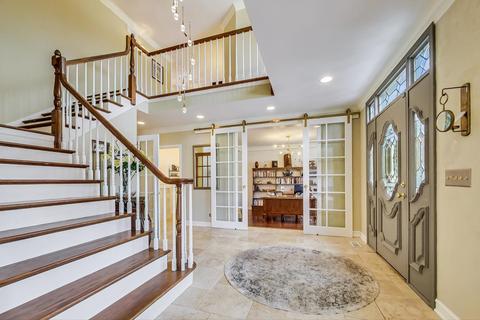 347 Willowood Ln, Willowbrook, IL 60527 photo 3