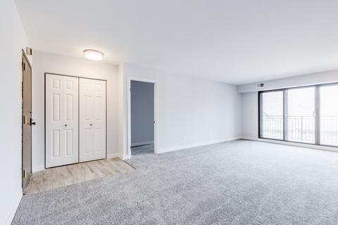 825 Pearson St #3C, Des Plaines, IL 60016 photo 14