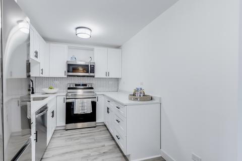 825 Pearson St #3C, Des Plaines, IL 60016 photo 9