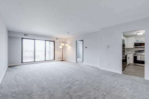 825 Pearson St #3C, Des Plaines, IL 60016 photo 8
