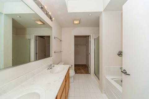 660 Prestwick Ln #303, Wheeling, IL 60090 photo 8