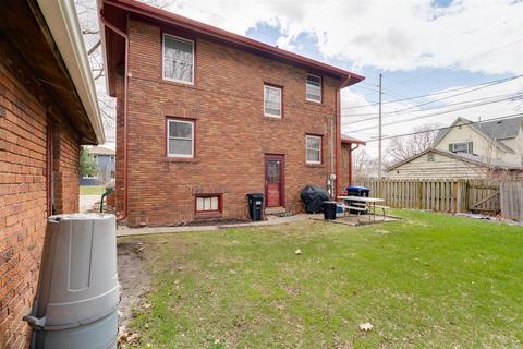 1406 E Oakland Ave, Bloomington, IL 61701 photo 22