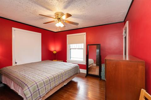 1406 E Oakland Ave, Bloomington, IL 61701 photo 17