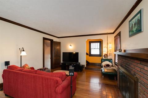 1406 E Oakland Ave, Bloomington, IL 61701 photo 5
