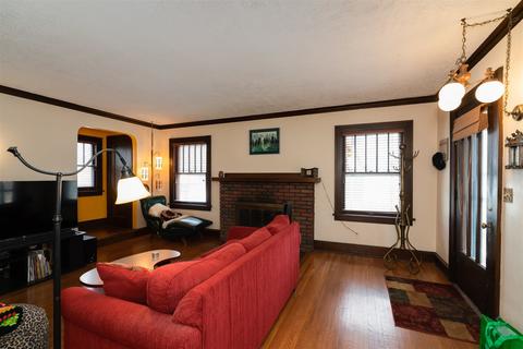 1406 E Oakland Ave, Bloomington, IL 61701 photo 6