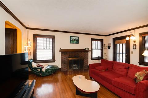 1406 E Oakland Ave, Bloomington, IL 61701 photo 7