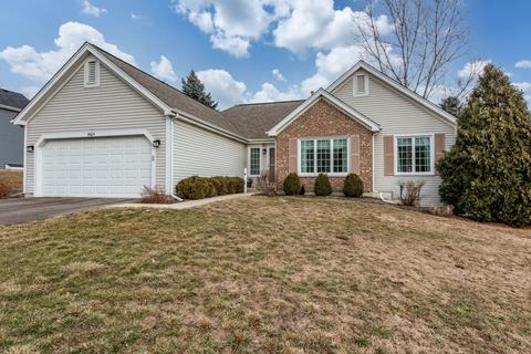 4004 Shiloh Dr, Johnsburg, IL 60051 photo 1