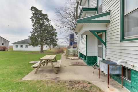 1292 County Road 3000, El Paso, IL 61738 photo 4