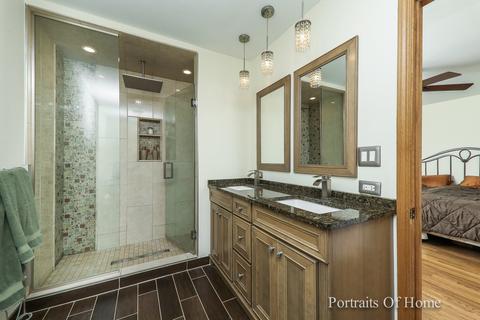 1240 Clover Ln, Hoffman Estates, IL 60192 photo 6