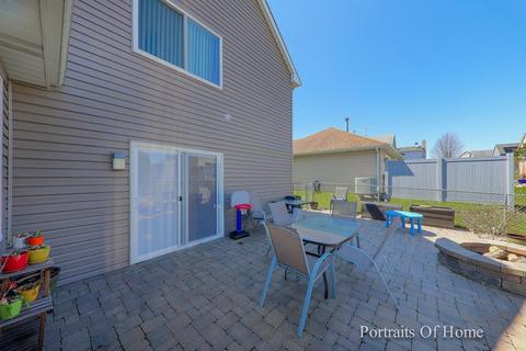 1240 Clover Ln, Hoffman Estates, IL 60192 photo 20