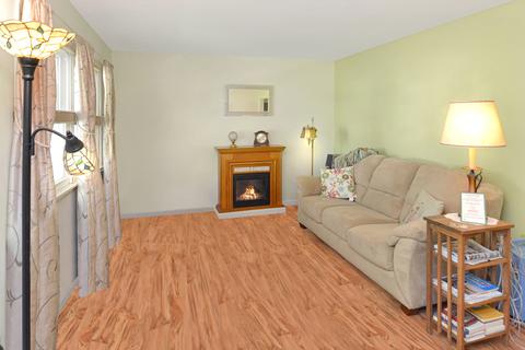603 S Linden St, Normal, IL 61761 photo 4