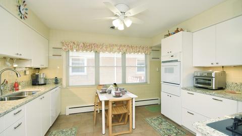 200 Brown Ave, Evanston, IL 60202 photo 9