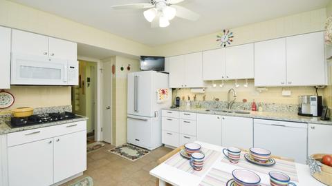 200 Brown Ave, Evanston, IL 60202 photo 10